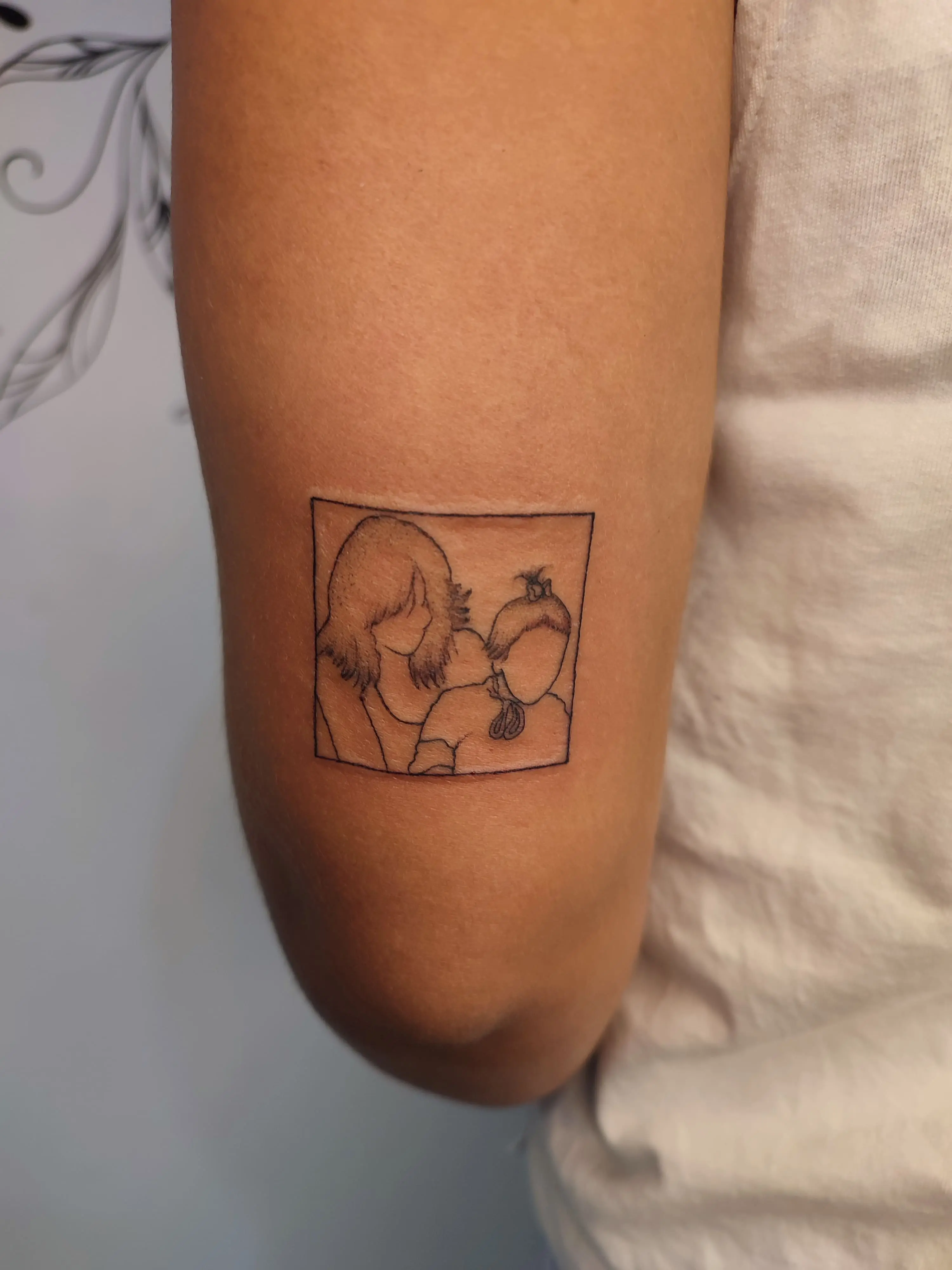 Tatuagem retrato da mae e sua filha