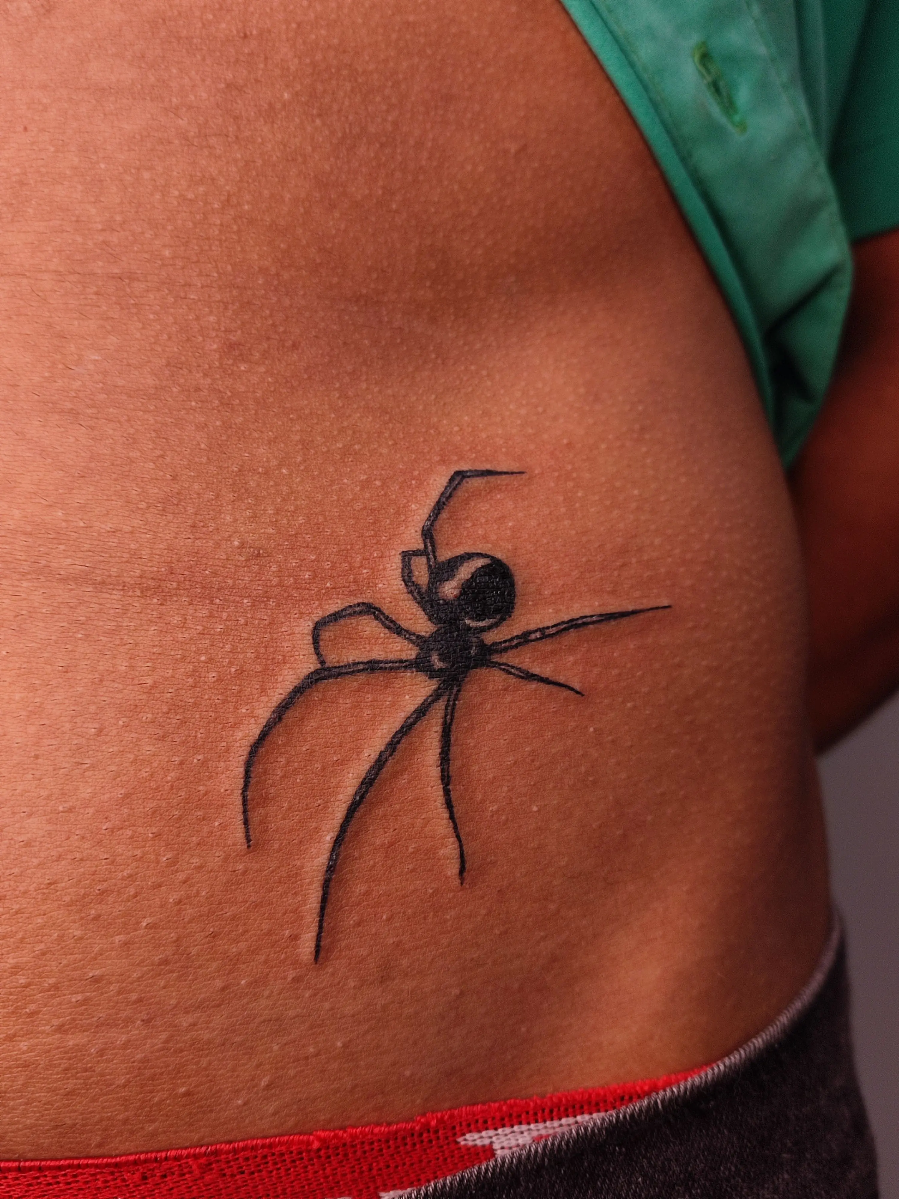 Tatuagem de uma aranha